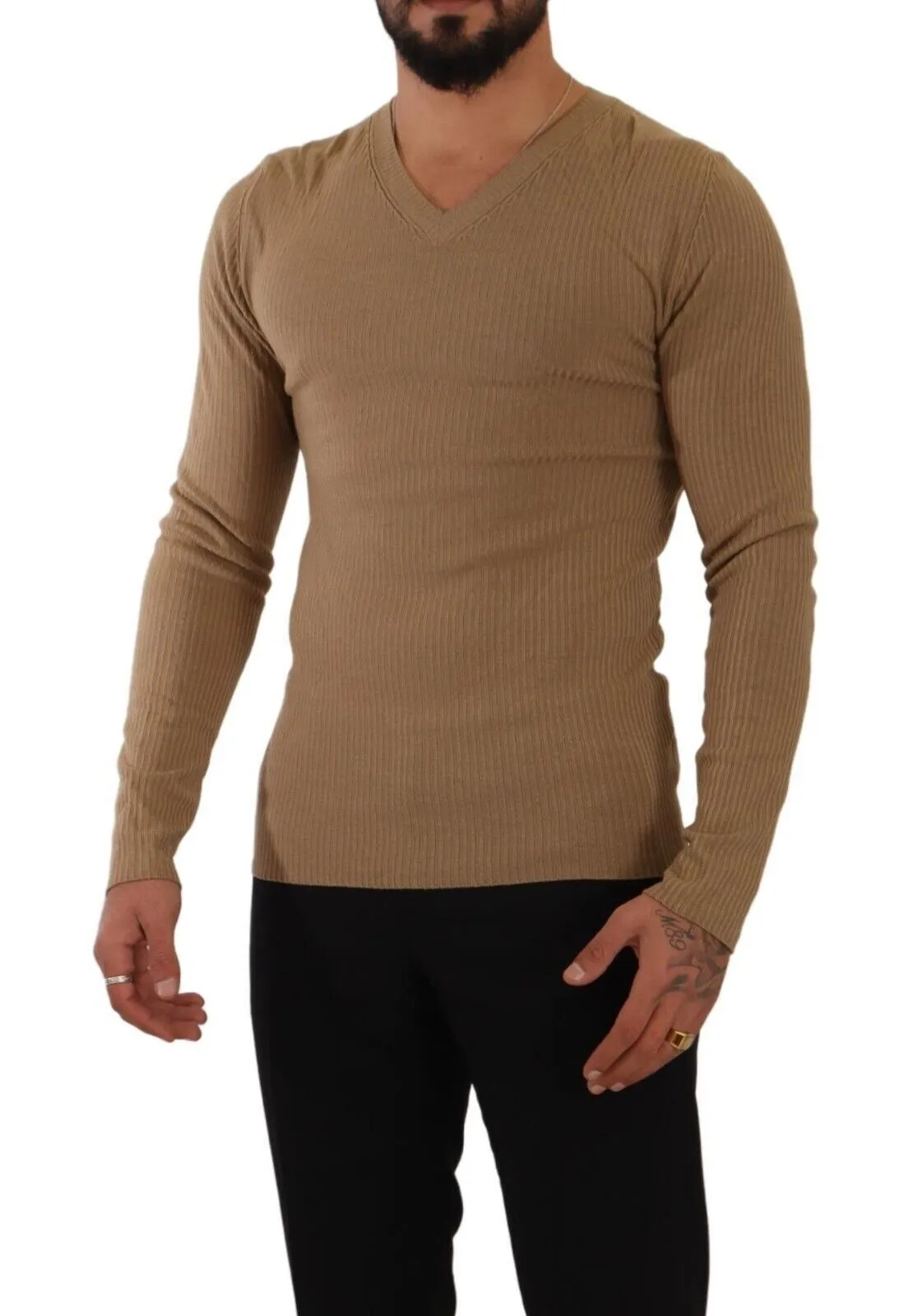 Classic V-Neck Wool Sweater in Brown sold by Louxly product image thumbnail 5
