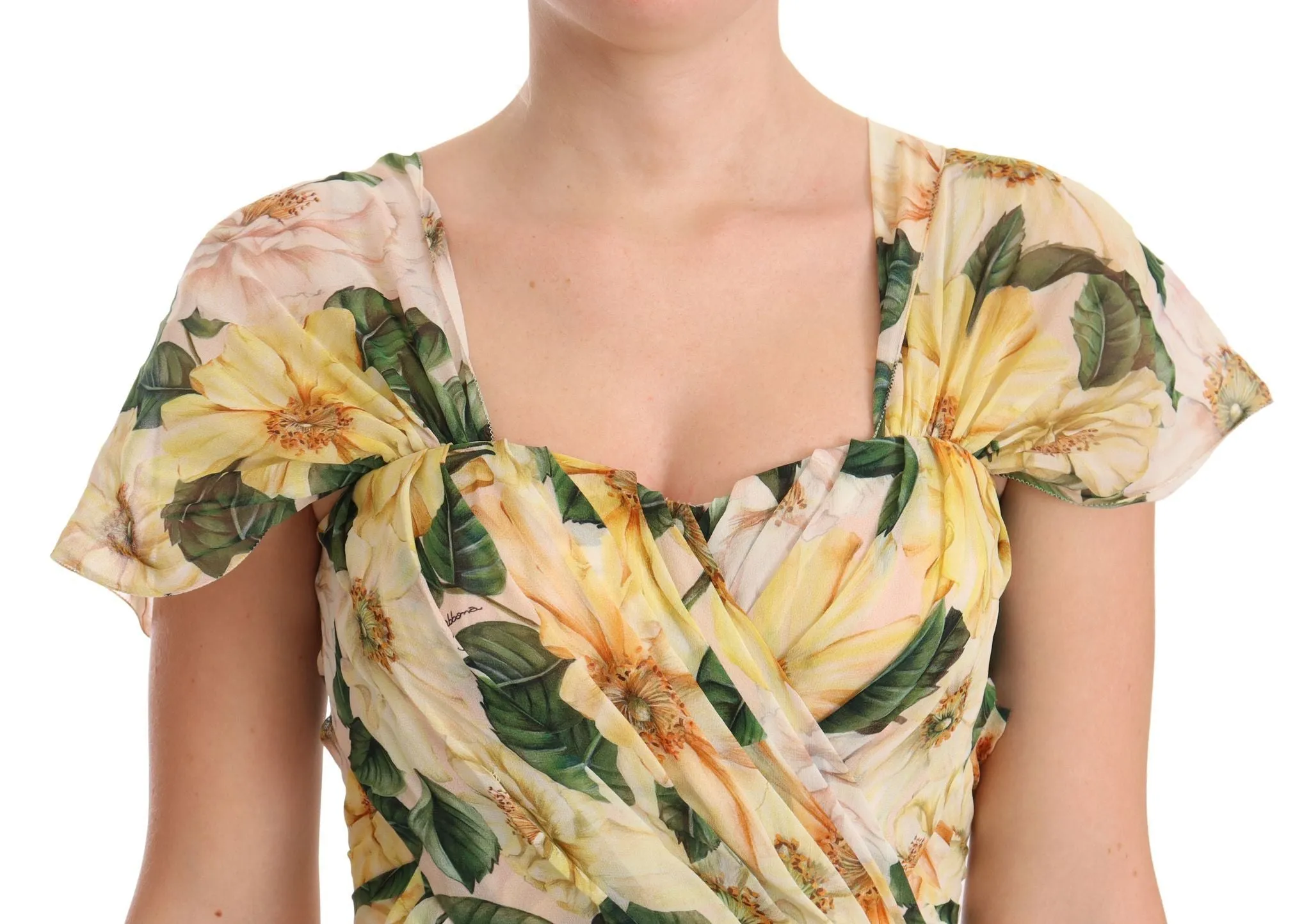 Floral Elegance Silk Pleated Maxi Dress sold by Louxly product image thumbnail 2
