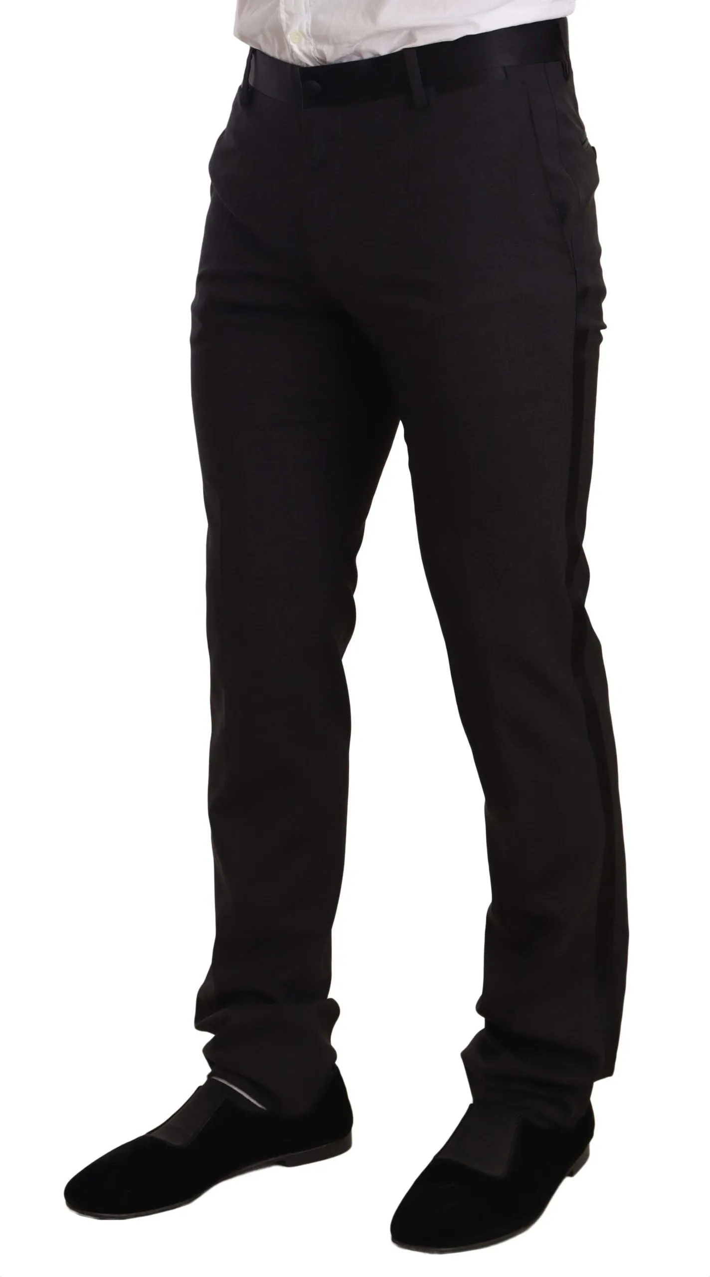 Elegant Two-Piece Velvet Suit in Blue sold by Louxly product image thumbnail 4