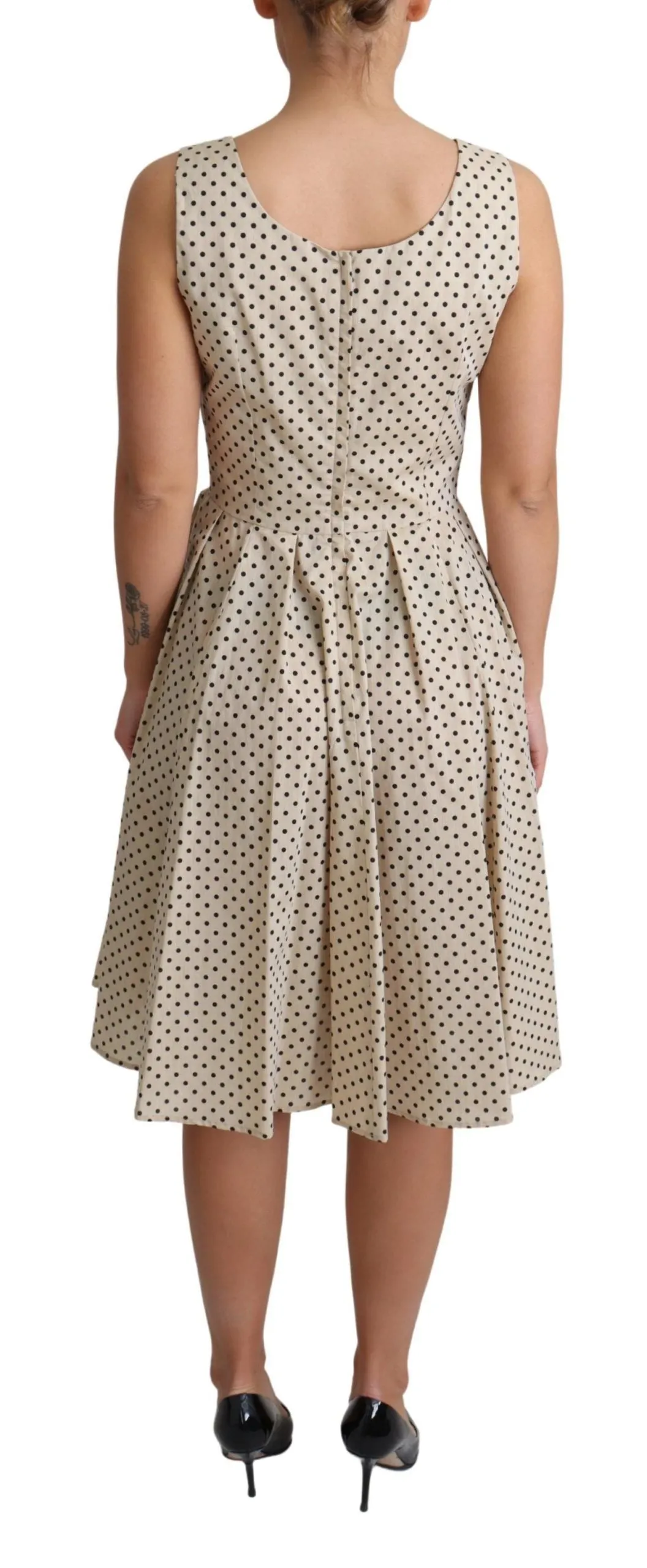 Elegant Polka Dot Sleeveless A-Line Dress sold by Louxly product image thumbnail 4