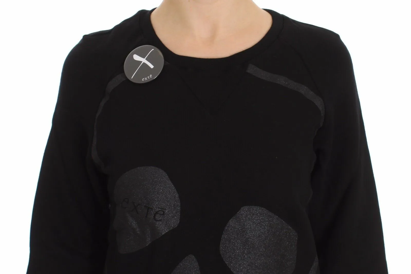 Chic Skull Motif Crew-Neck Cotton Sweater sold by Louxly product image thumbnail 4
