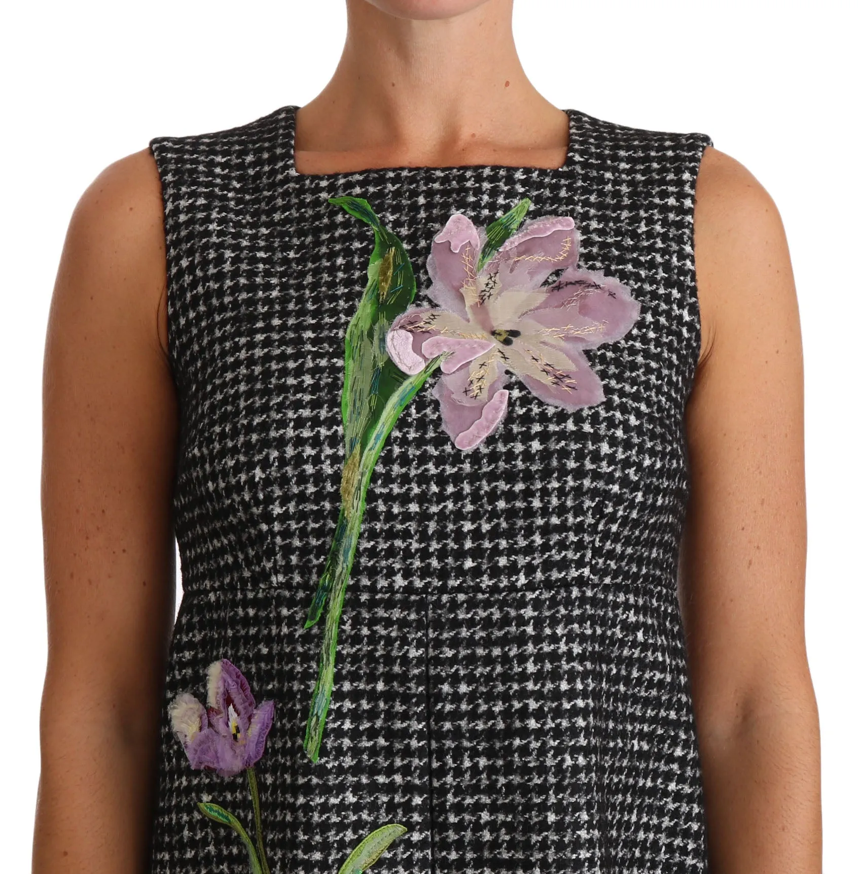 Houndstooth Floral Appliqué Shift Dress sold by Louxly product image thumbnail 3