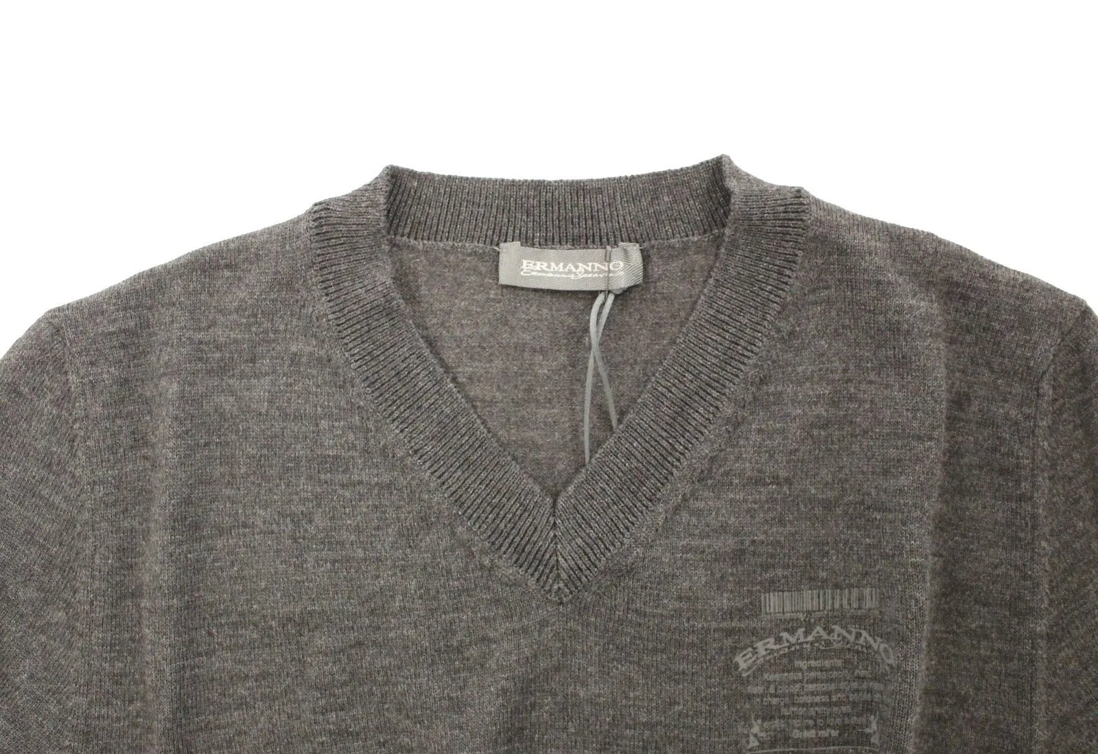 Chic Gray V-Neck Wool Blend Pullover Sweater sold by Louxly product image thumbnail 5