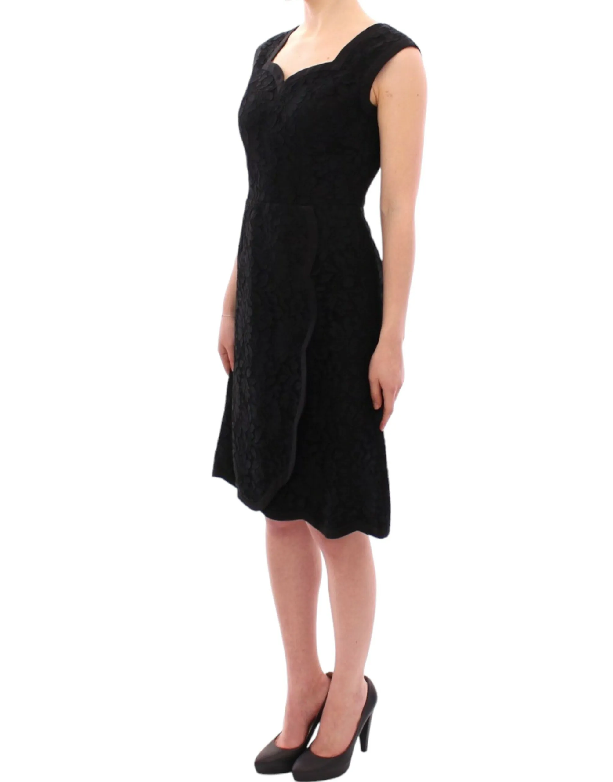Elegant Black Floral Lace Dress sold by Louxly product image thumbnail 2