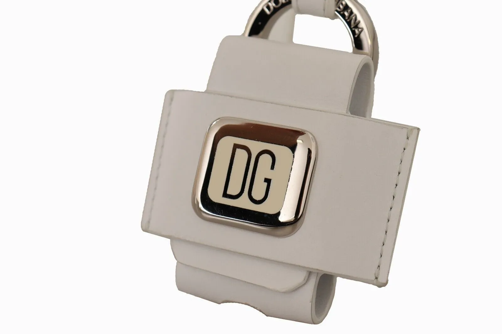 Elegant Leather Airpods Case in Pristine White sold by Louxly product image thumbnail 5