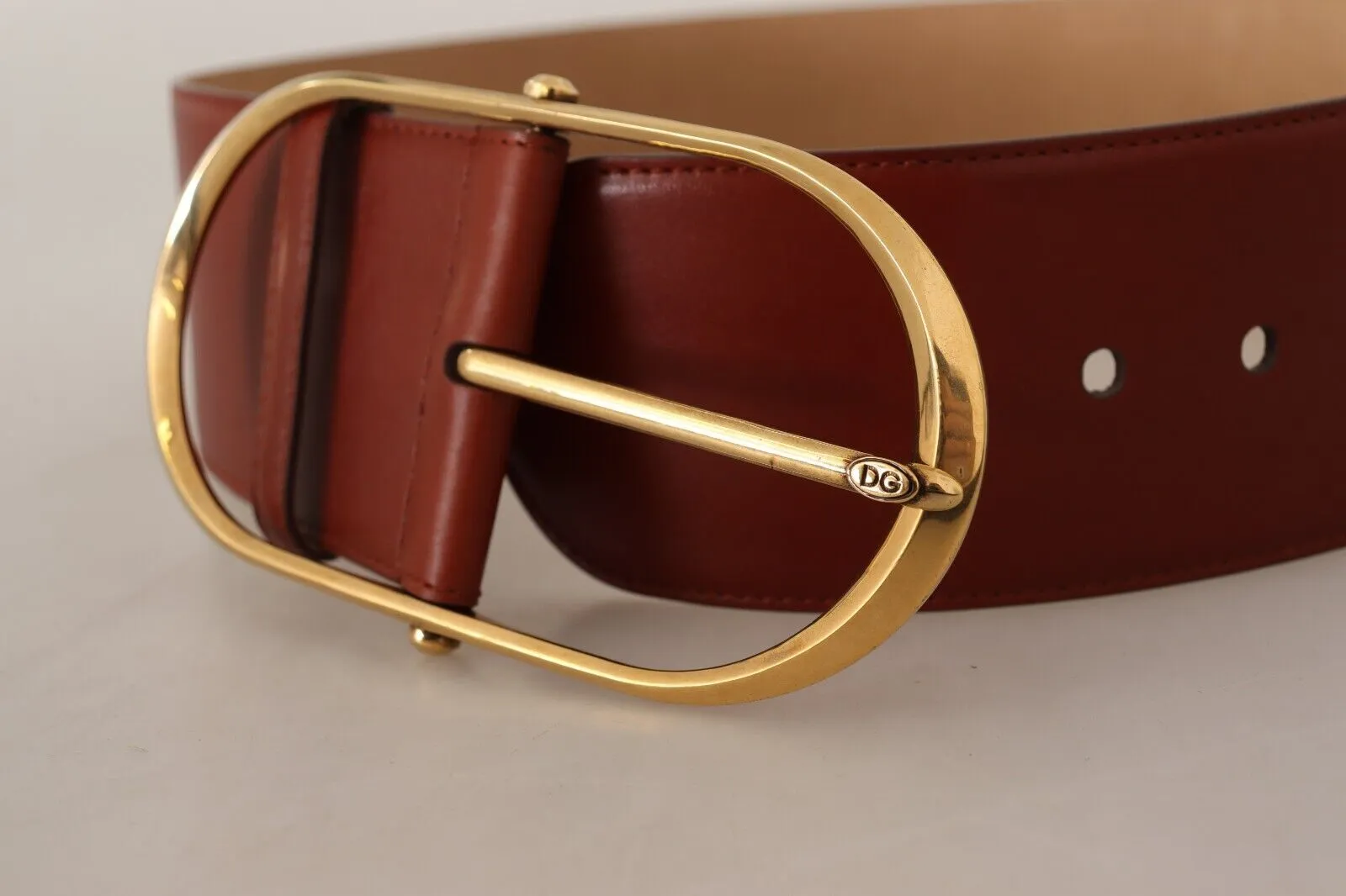 Elegant Maroon Leather Belt with Gold Accents sold by Louxly product image thumbnail 3