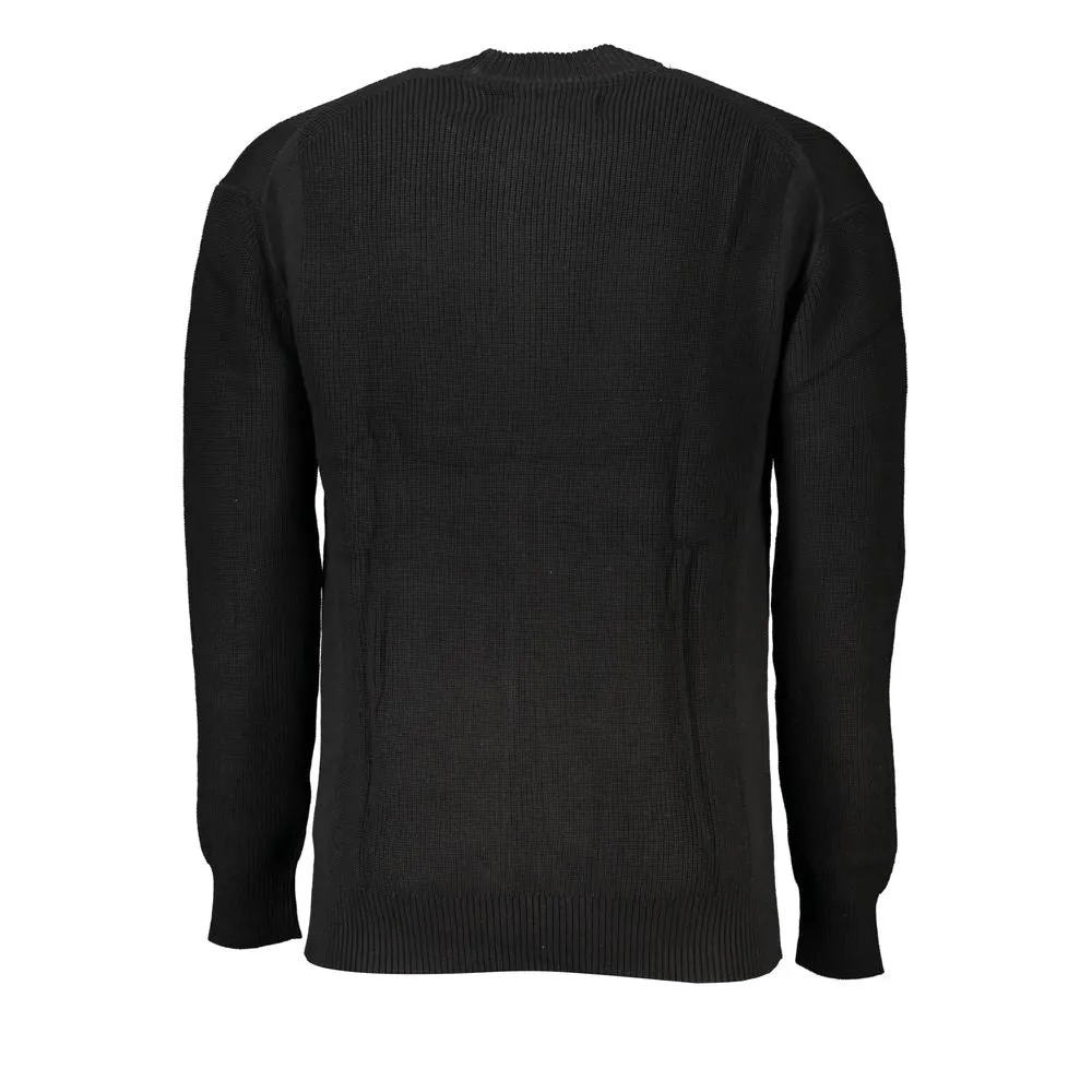 Sleek Cotton Crew Neck Sweater with Contrast Details sold by Louxly product image thumbnail 2