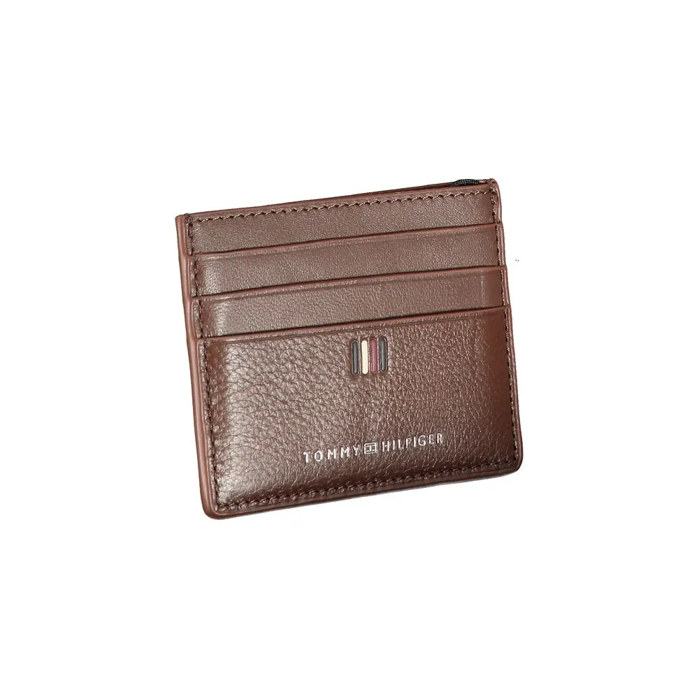 Sleek Leather Card Holder with Contrast Detailing sold by Louxly product image thumbnail 3