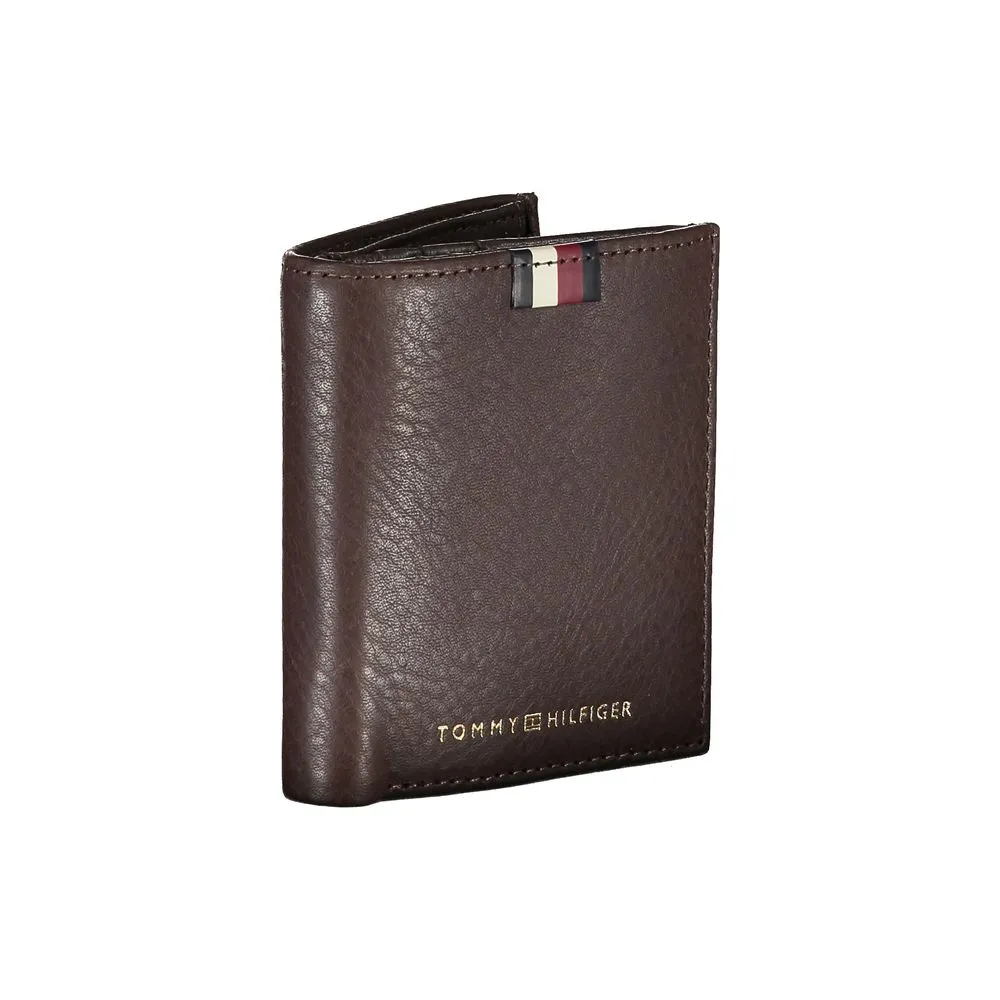 Elegant Brown Leather Bi-Fold Wallet sold by Louxly product image thumbnail 3