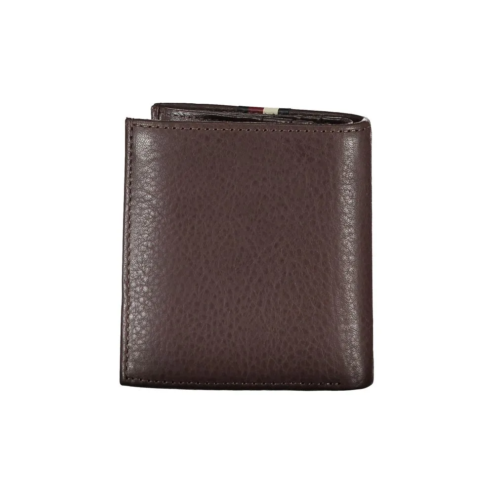 Elegant Brown Leather Bi-Fold Wallet sold by Louxly product image thumbnail 2