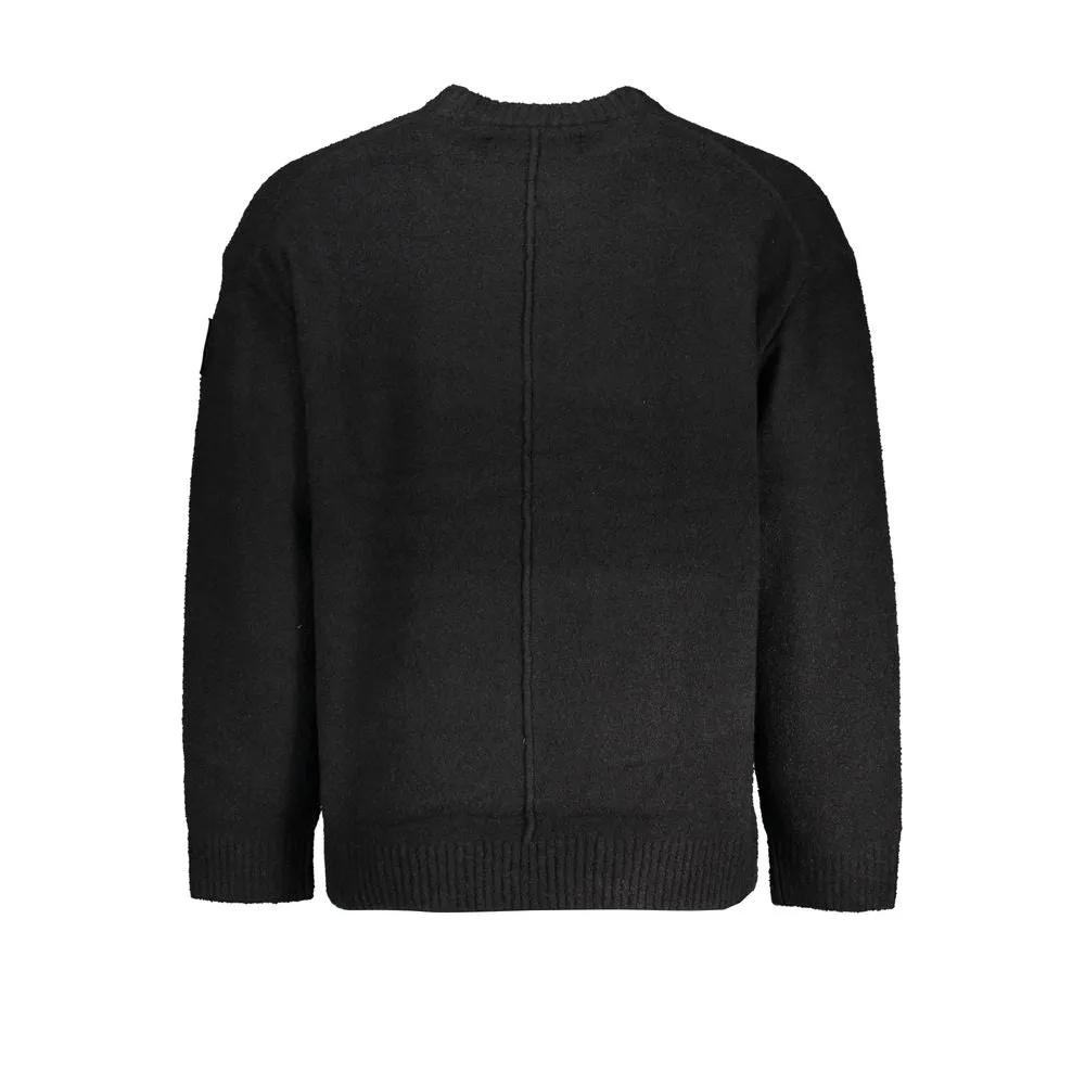 Sleek Long Sleeved Crew Neck Sweater sold by Louxly product image thumbnail 2