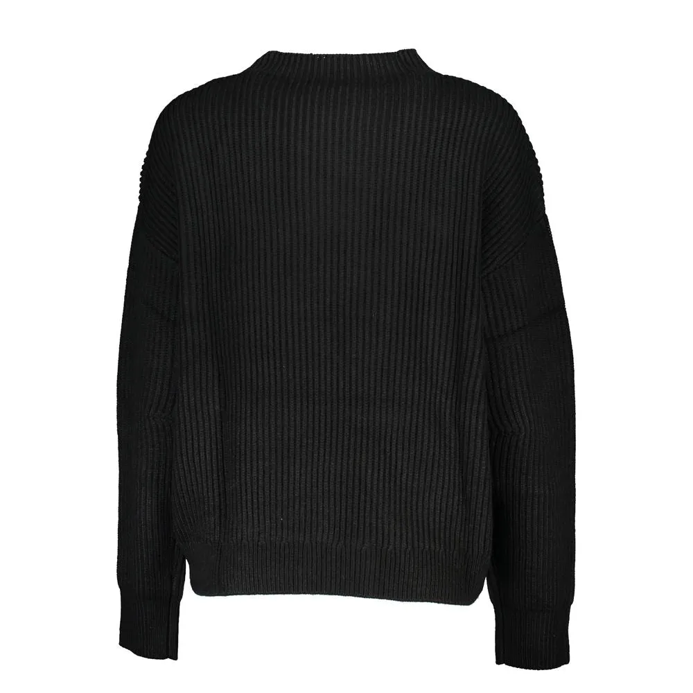 Chic Turtleneck Sweater with Contrast Accents sold by Louxly product image thumbnail 2
