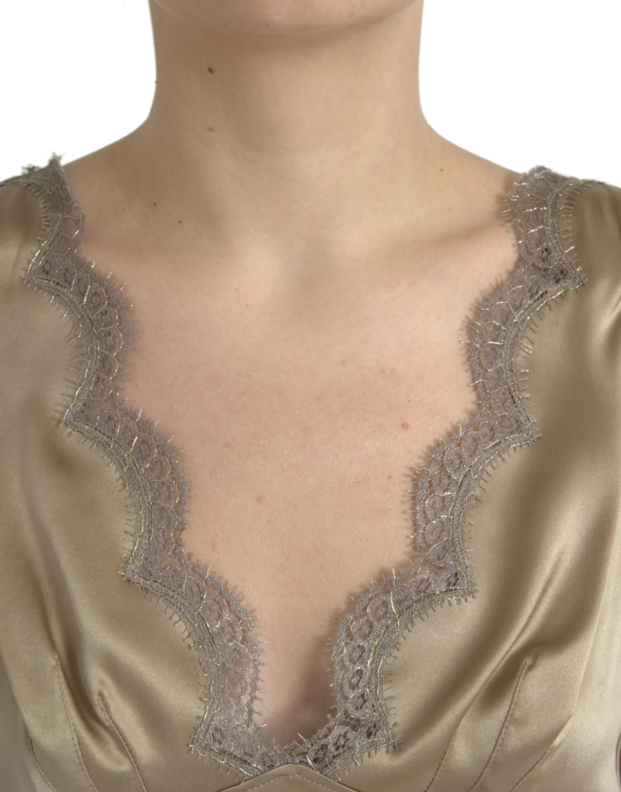 Elegant V-Neck Sleeveless Lace Trim Top sold by Louxly product image thumbnail 4