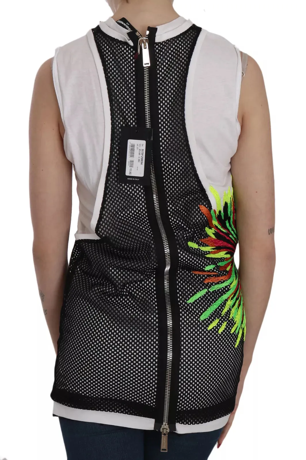 Black White Crew Neck Sleeveless Cotton Blouse sold by Louxly product image thumbnail 4