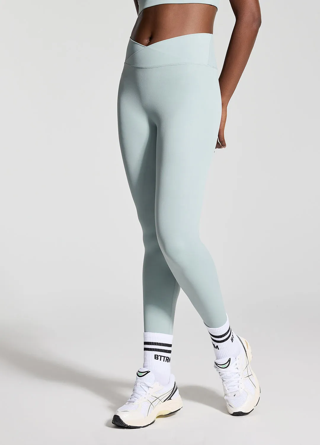 V-Cut Scrunch Leggings sold by BetterMe product image thumbnail 3