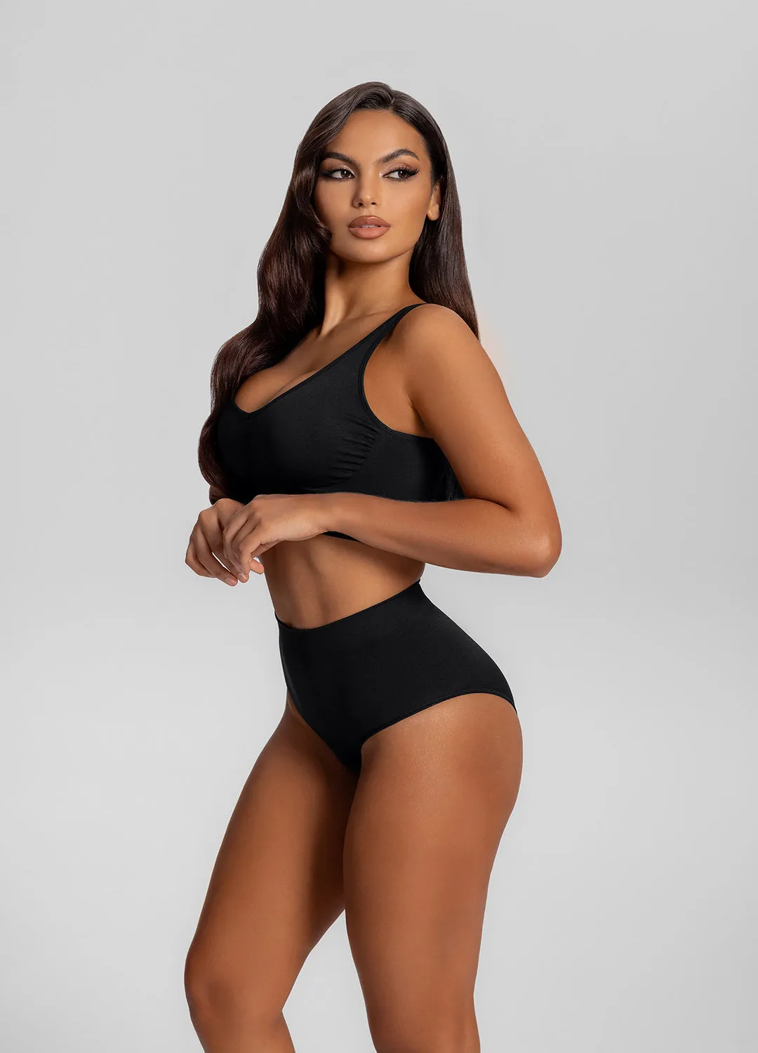 Seamless Mid-Rise Tummy-Control Butt-Lifting Sculpting Briefs sold by BetterMe product image thumbnail 2