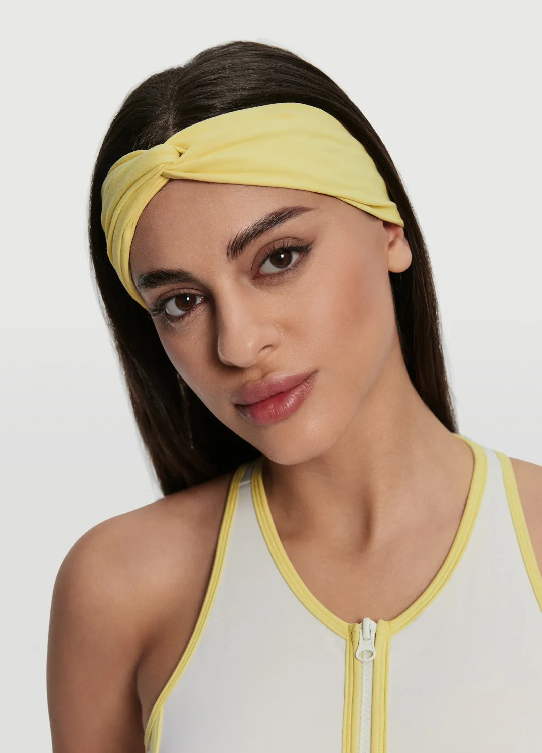 Twist-Front Headband 3-Pack sold by BetterMe product image thumbnail 4