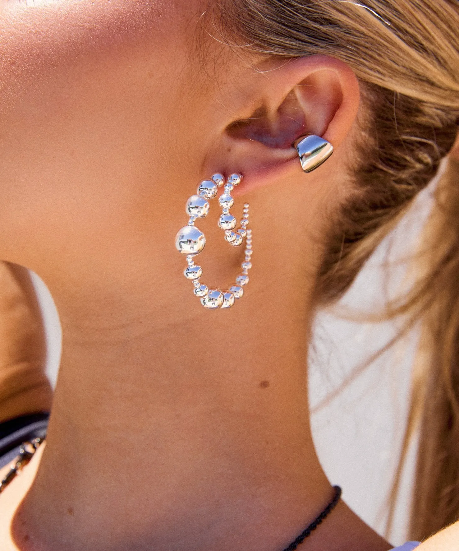 MOONLIGHT SMALL HOOPS sold by Emma Pills product image thumbnail 2