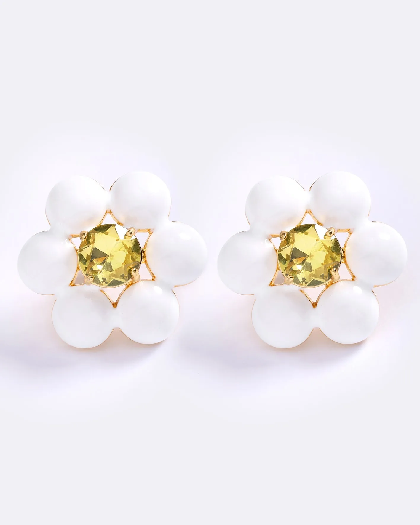 EXTRA DAISY STUDS sold by Emma Pills