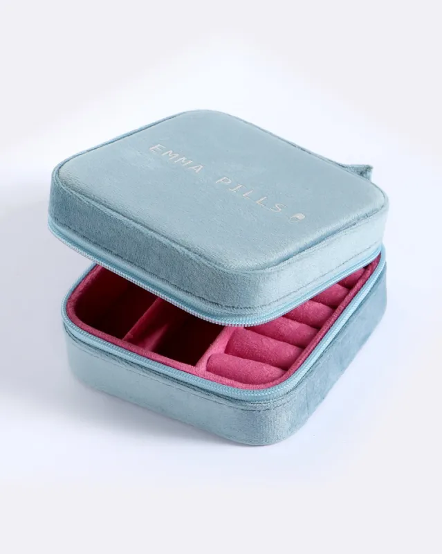 THE JEWELRY BOX sold by Emma Pills