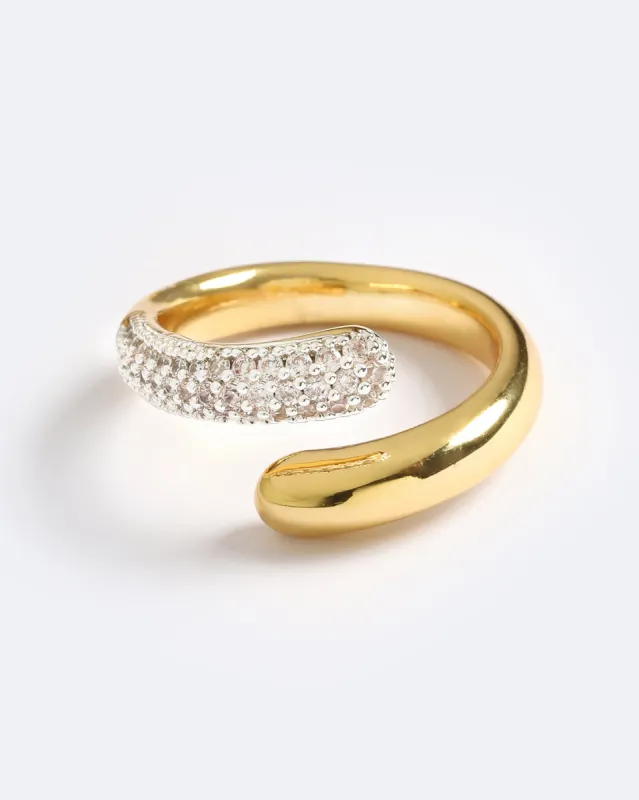 SPARKLE STROBE RING sold by Emma Pills