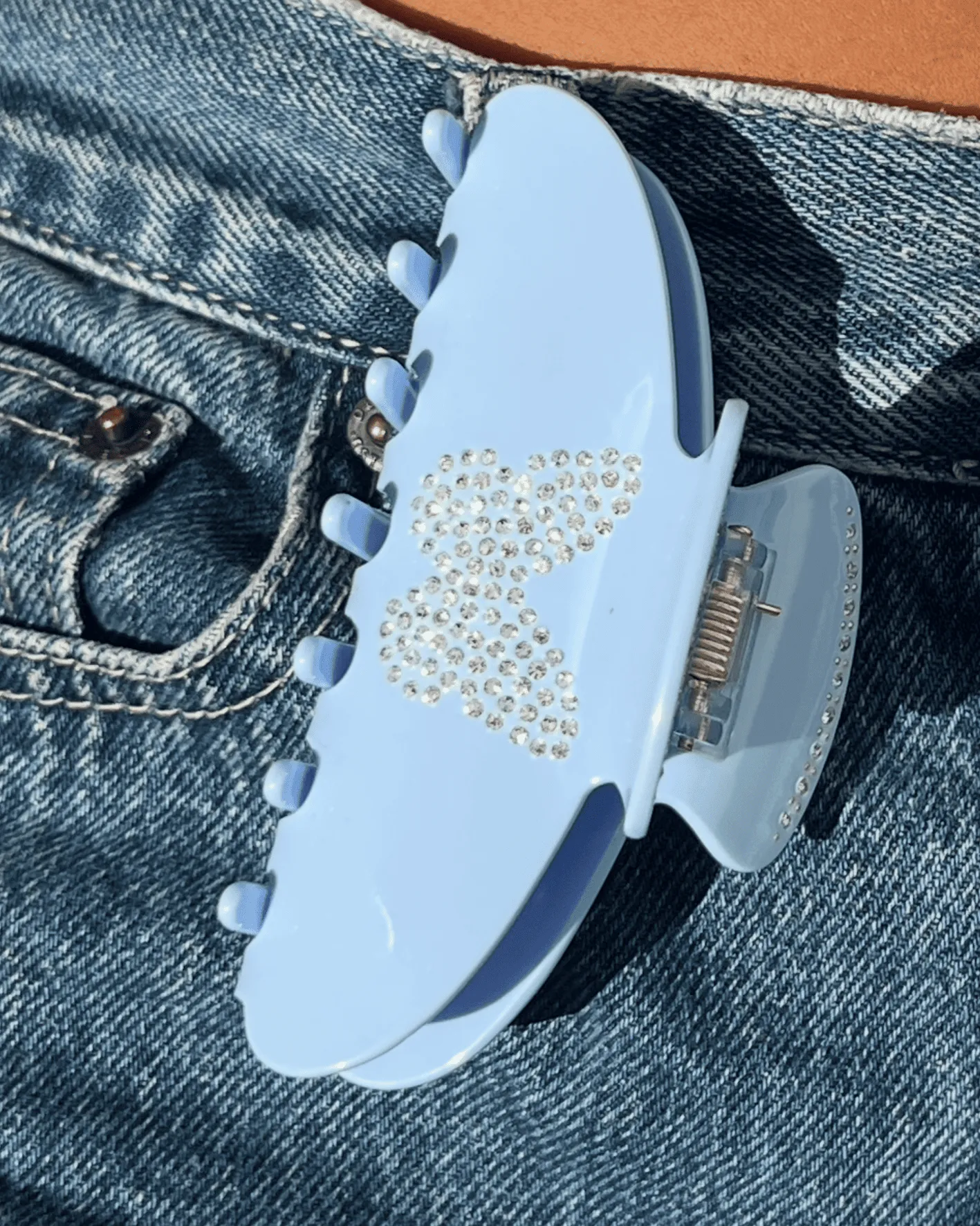 🎁 BUTTERFLY EFFECT CLAW CLAMP (100% off) sold by Emma Pills product image thumbnail 2