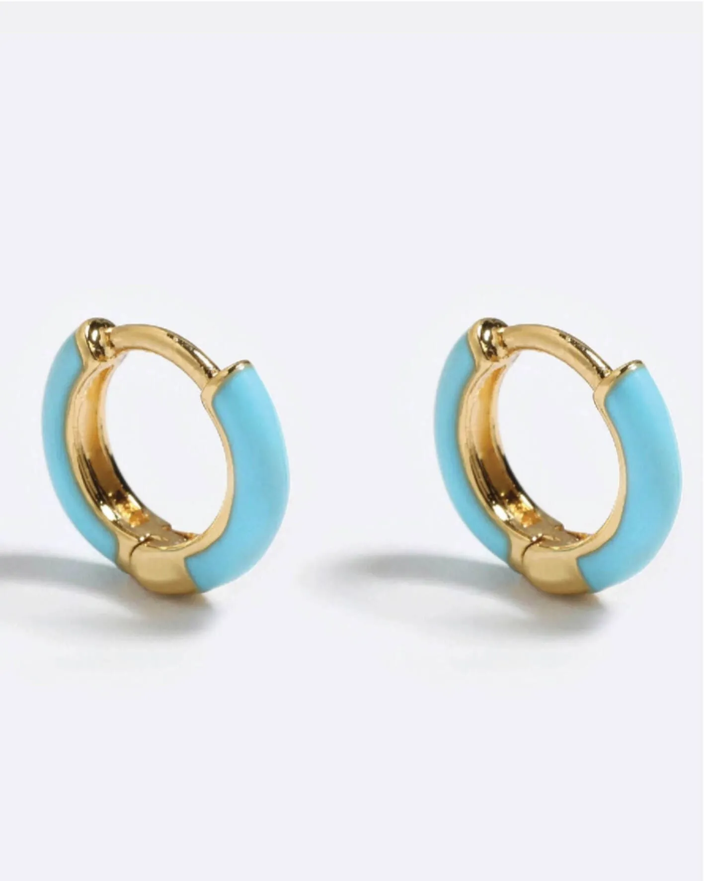 🎁 MINI ENAMEL HUGGIES (100% off) sold by Emma Pills