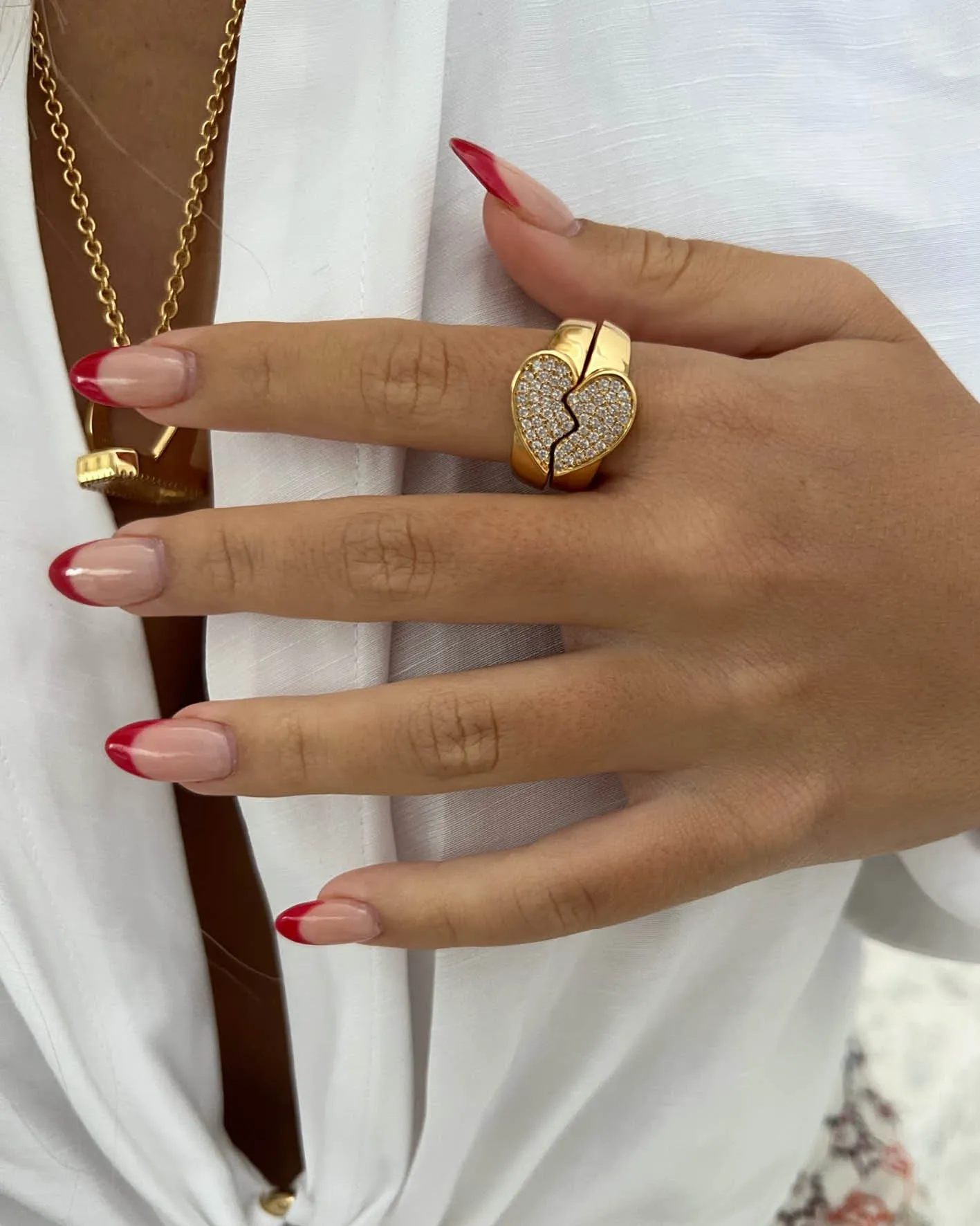 LIVING LIFE RING sold by Emma Pills product image thumbnail 3