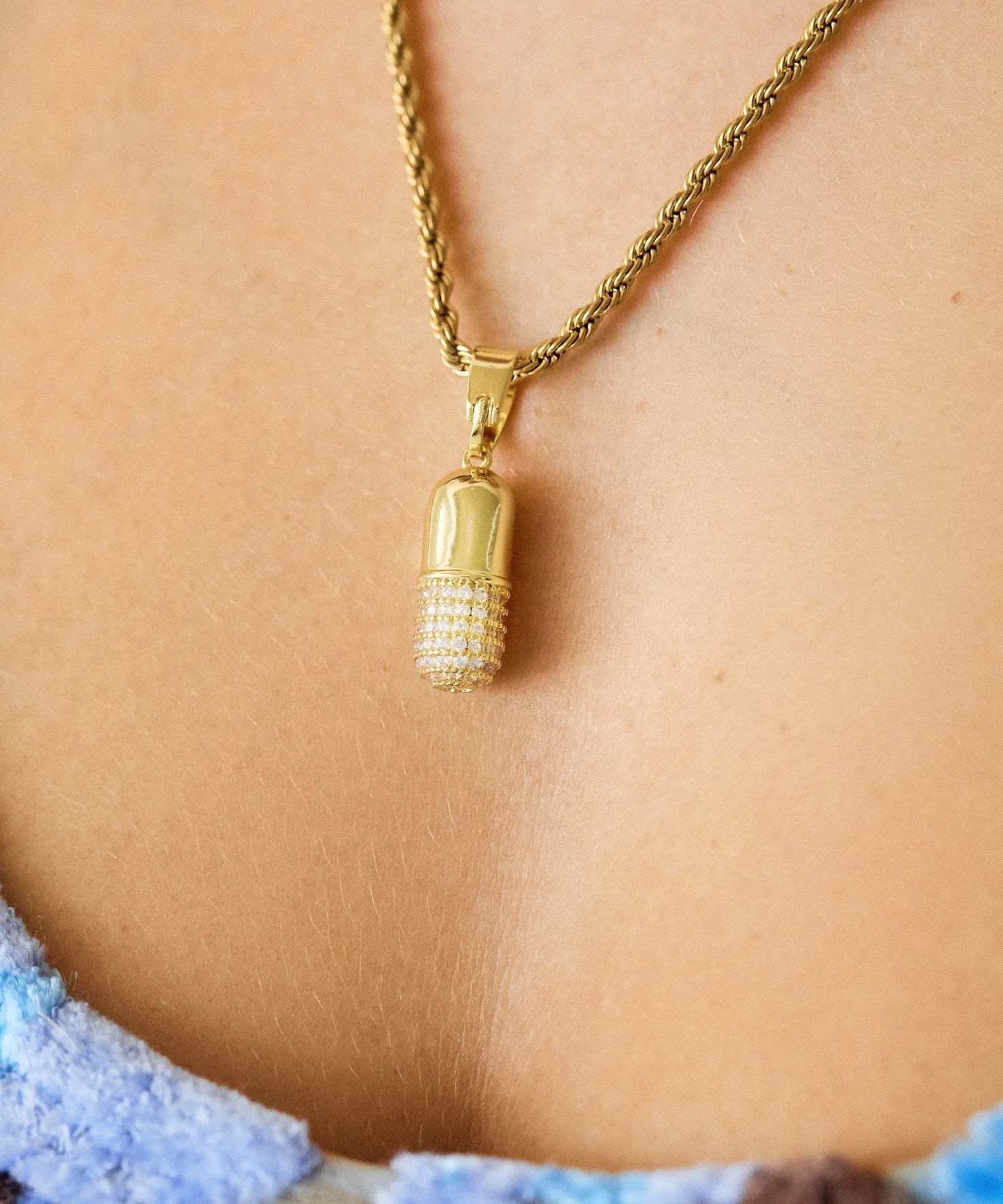 LOVE DRUG NECKLACE sold by Emma Pills product image thumbnail 5