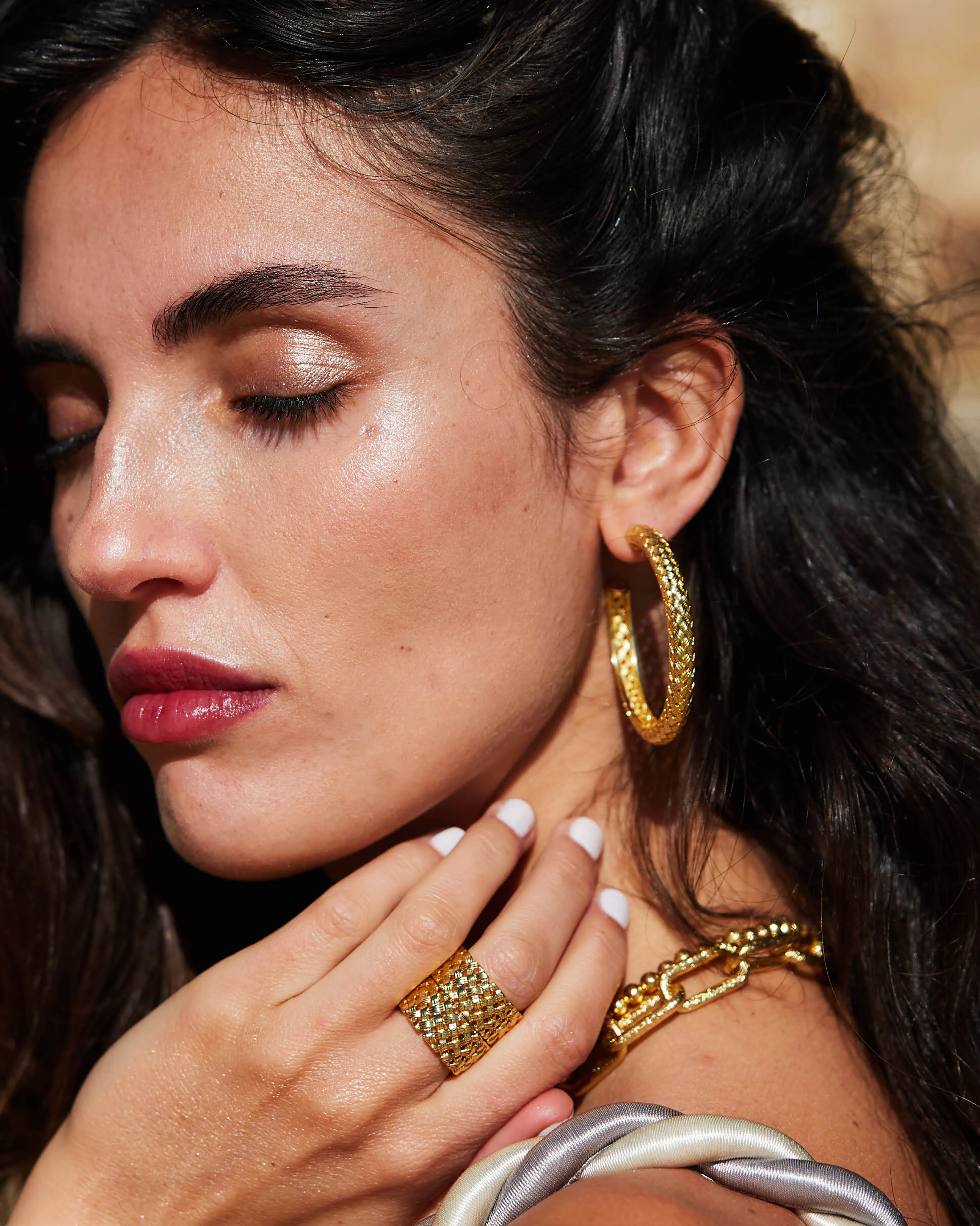 CAPRI EXTRA HOOPS sold by Emma Pills product image thumbnail 5