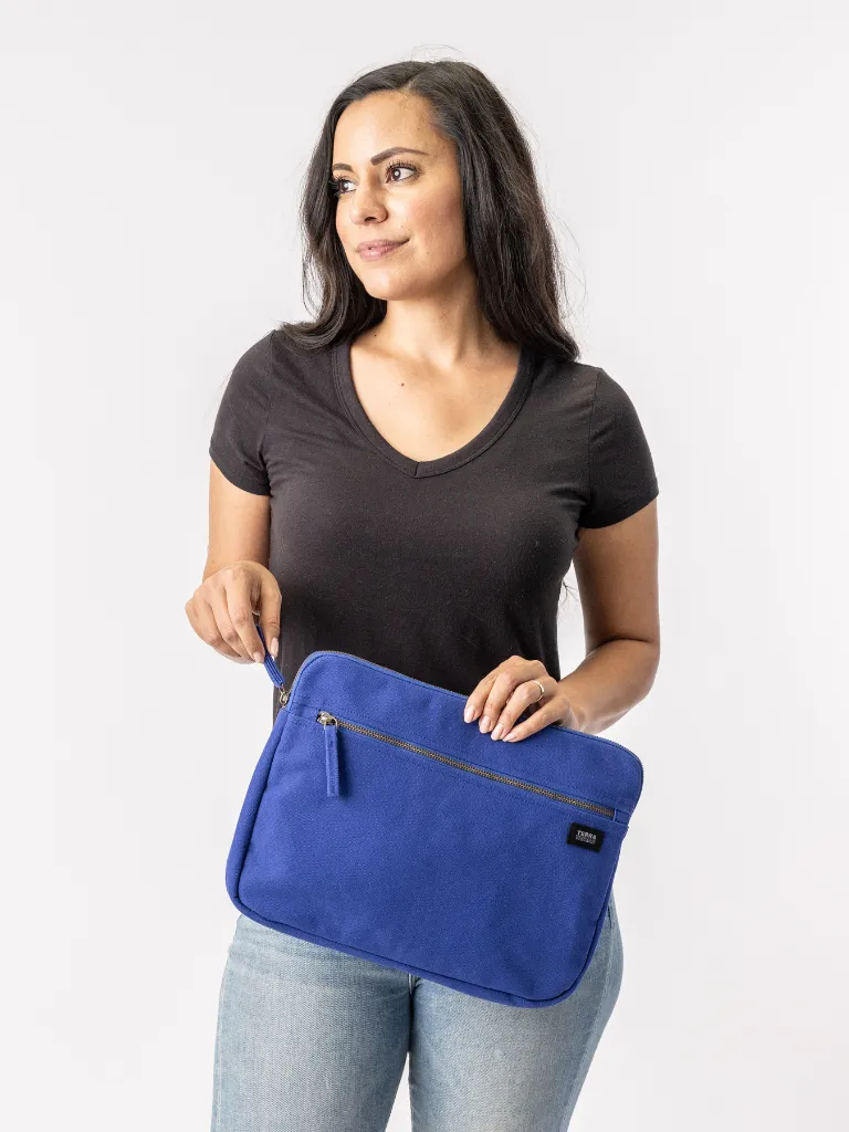 Erdig Laptop Sleeve 13 inches sold by Terra Thread