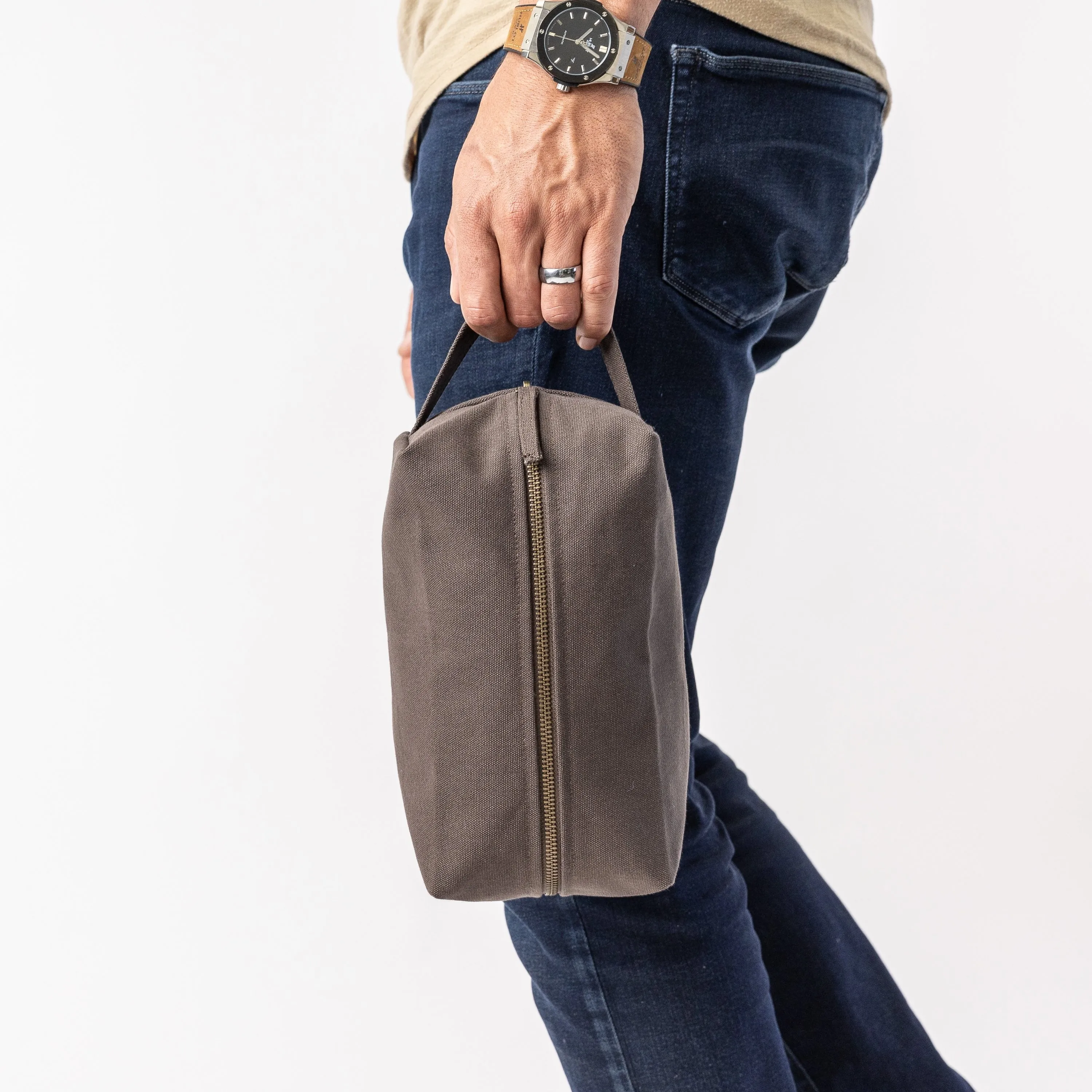 Sustainable Toiletry Bag sold by Terra Thread product image thumbnail 5
