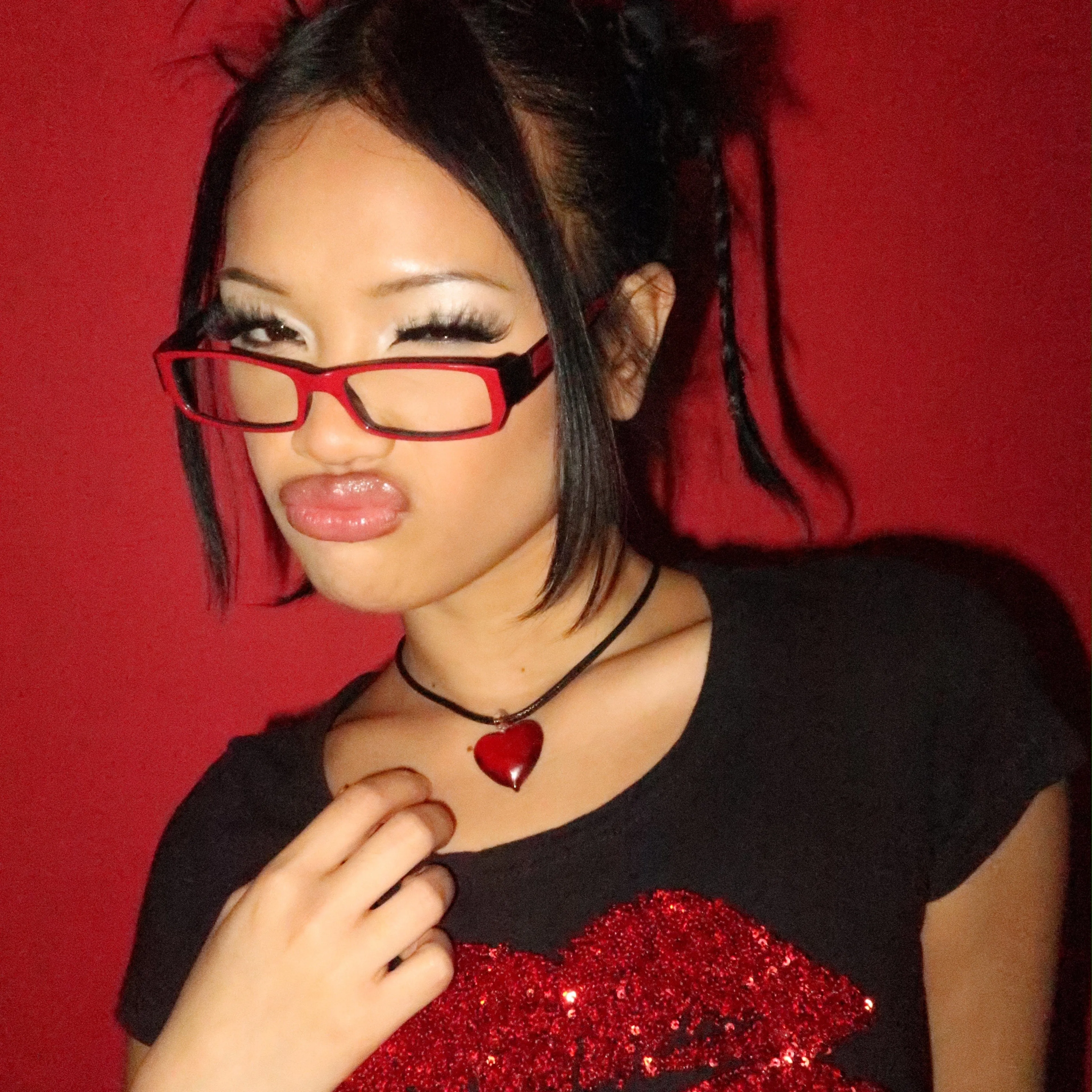 ROCK STEADY Small Clear Rectangular 90s Vintage Glasses sold by Giant Vintage product image thumbnail 2