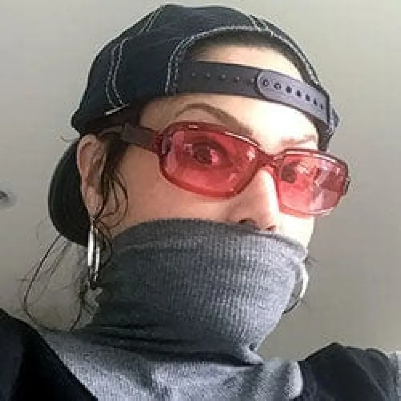 COOLOVE Red sold by Giant Vintage