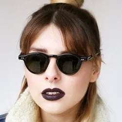 TROPHY Black sold by Giant Vintage