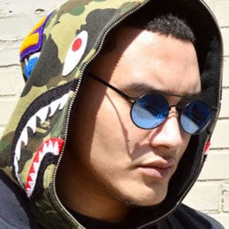 NOVELLA Black/Blue sold by Giant Vintage