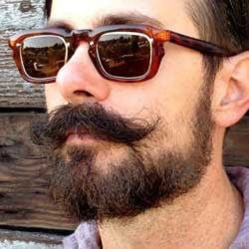 VERNE Tortoise/Amber sold by Giant Vintage