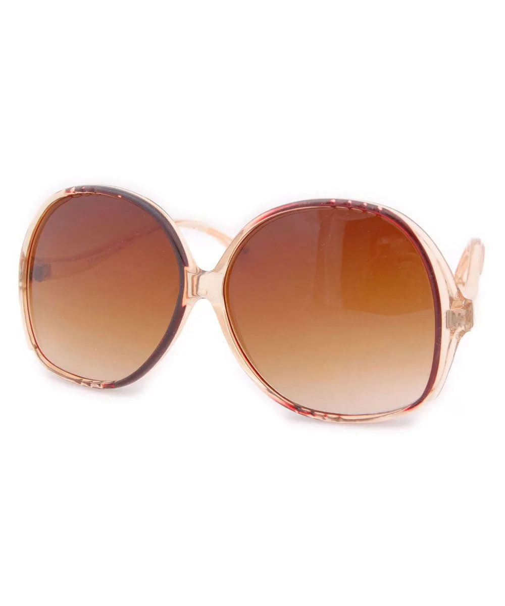 SHAMPOO Brandy sold by Giant Vintage product image thumbnail 2