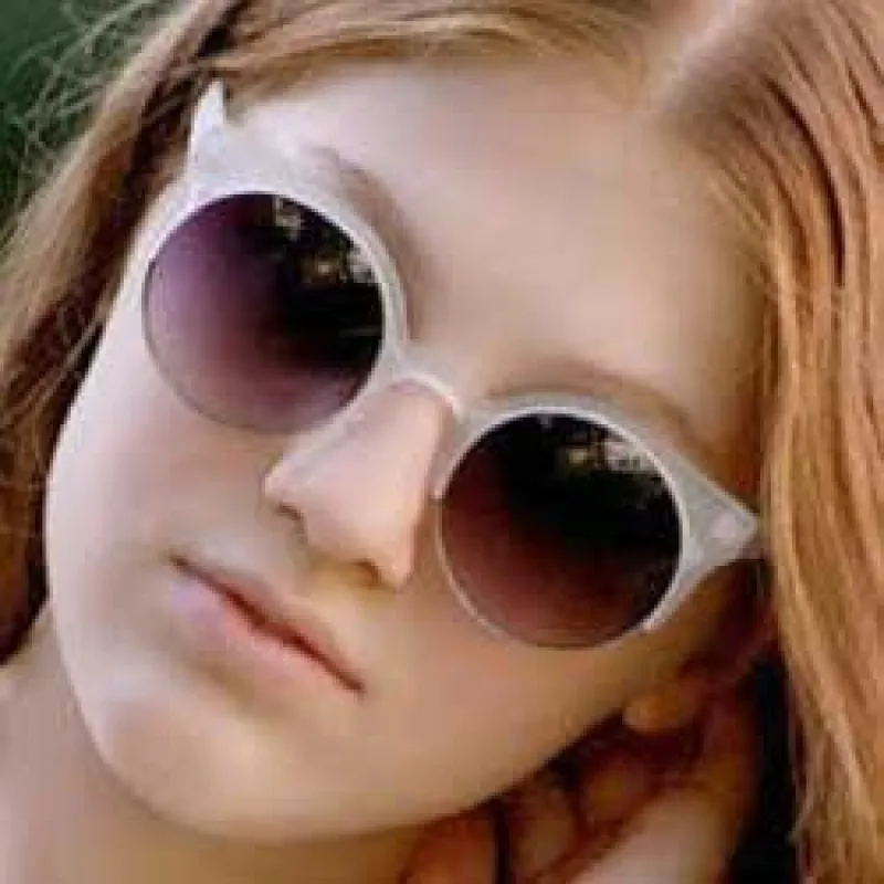 ODETTE frost sold by Giant Vintage