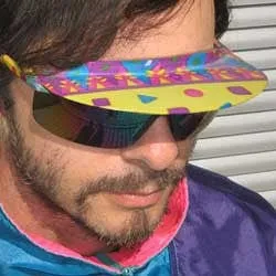 VISOR festiva sold by Giant Vintage