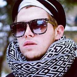 ROGER Crystal/Black sold by Giant Vintage product image thumbnail 2