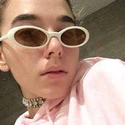 CHIKLET White sold by Giant Vintage