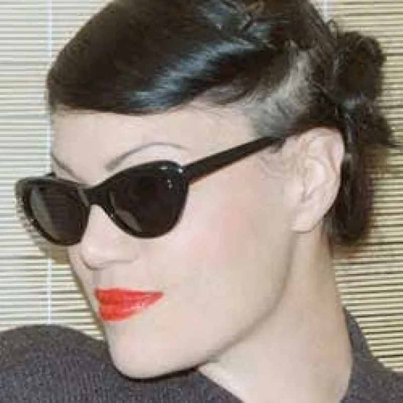 WINDY Black sold by Giant Vintage