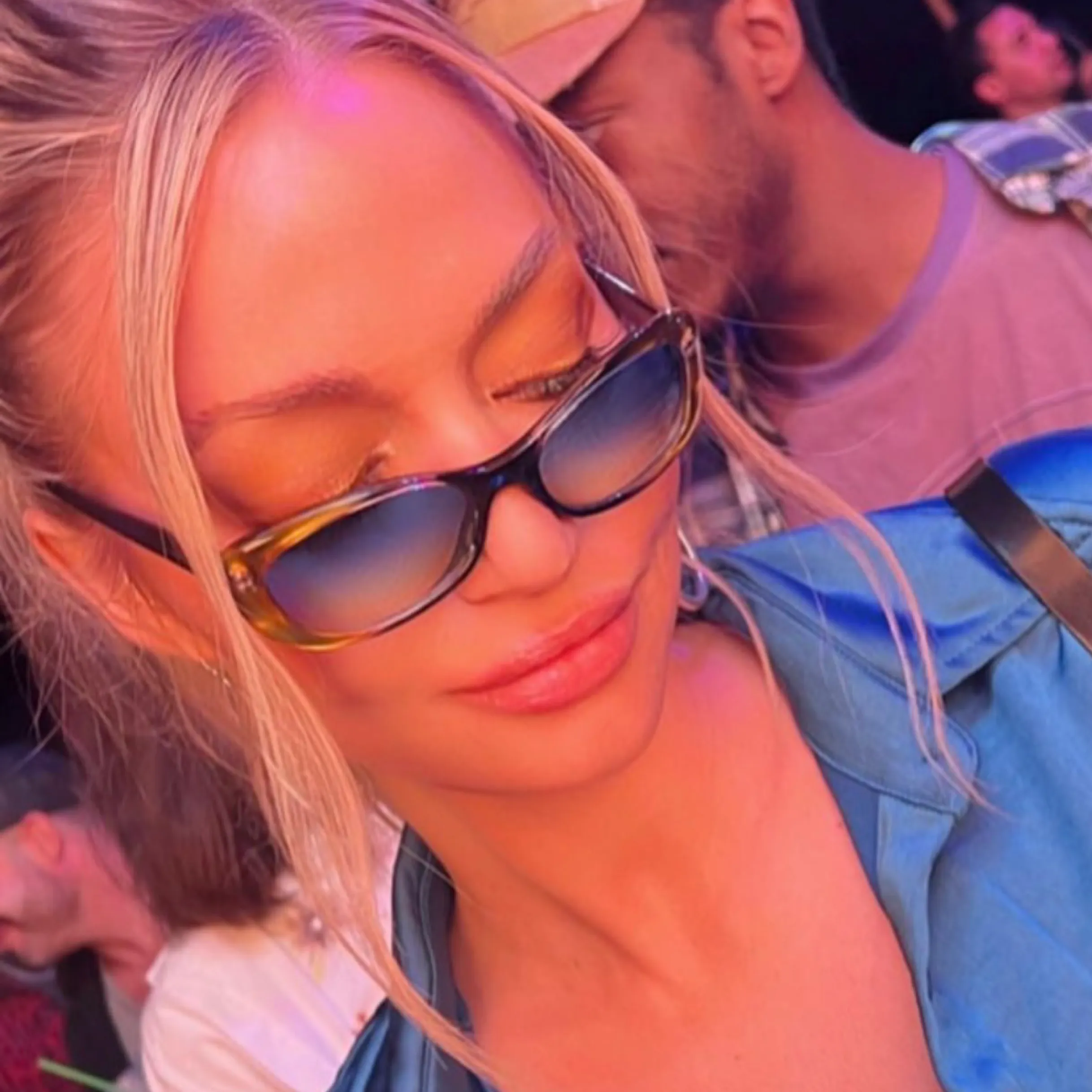 WIZARDS Yellow/Blue Cat-Eye Sunglasses sold by Giant Vintage product image thumbnail 2