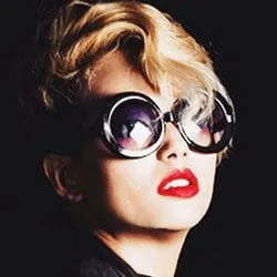 REPRISE Black sold by Giant Vintage