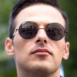 PONG Black/SD sold by Giant Vintage