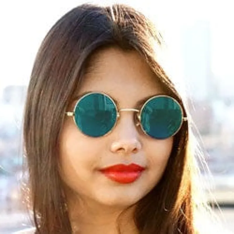 WONDERLAND Teal sold by Giant Vintage