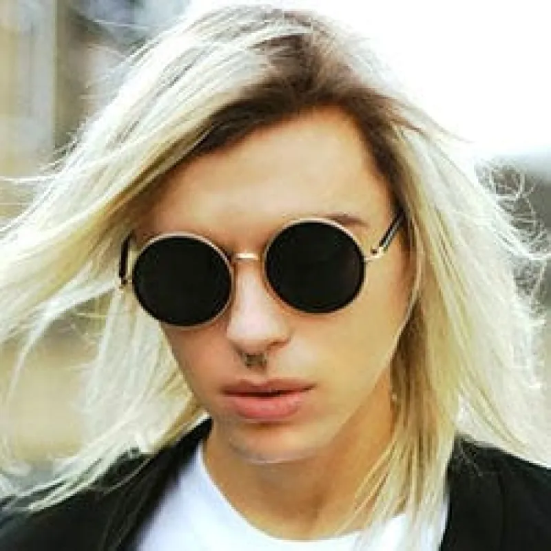 WATSON Black/Gold sold by Giant Vintage