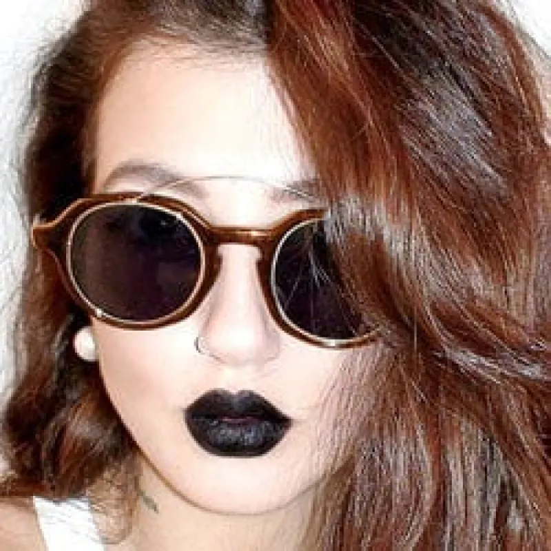 CROSBY Tortoise sold by Giant Vintage