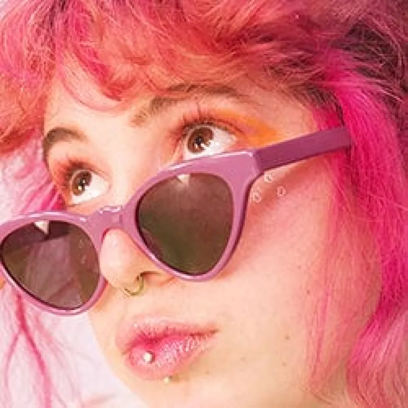 BESTEST Pink sold by Giant Vintage